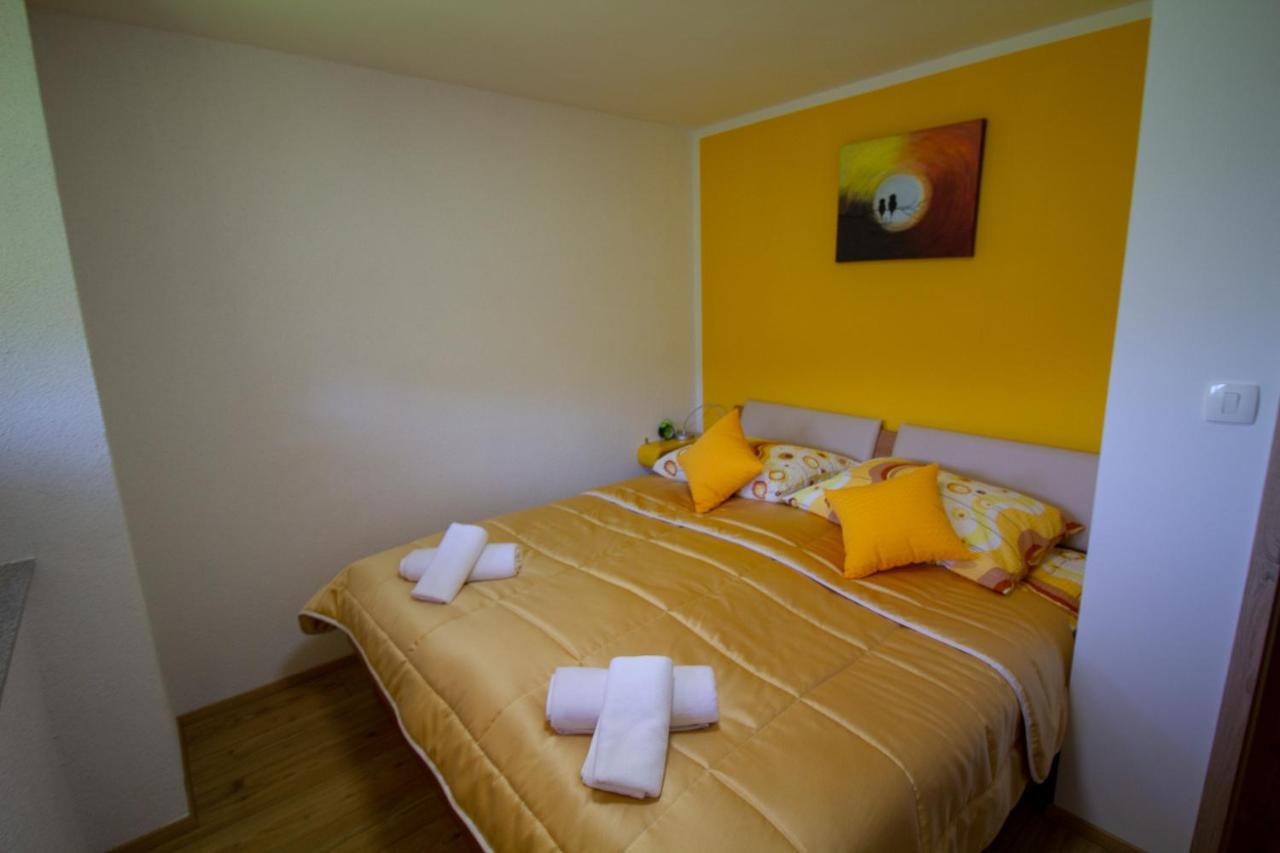 Apartmaji Nena Rocinj Ngoại thất bức ảnh